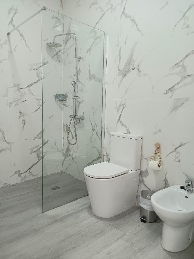 Apartamentos Tierras Bobal เรเกนา ภายนอก รูปภาพ