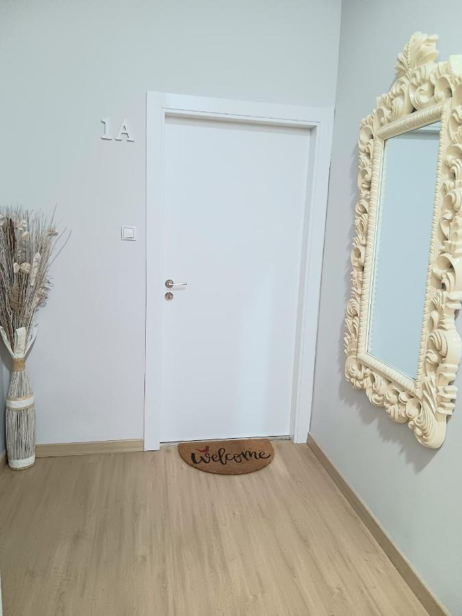 Apartamentos Tierras Bobal เรเกนา ภายนอก รูปภาพ
