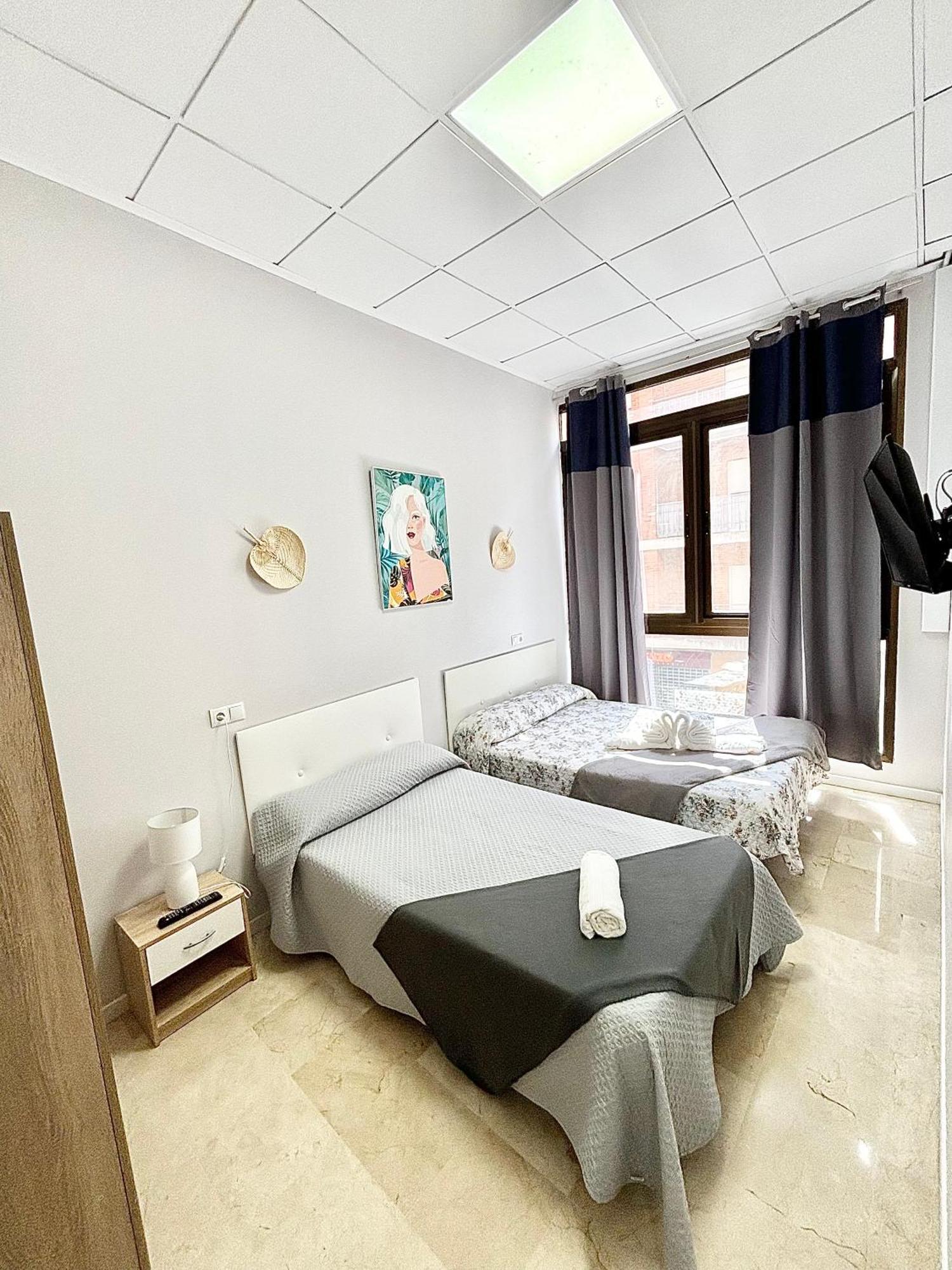 Apartamentos Tierras Bobal เรเกนา ภายนอก รูปภาพ