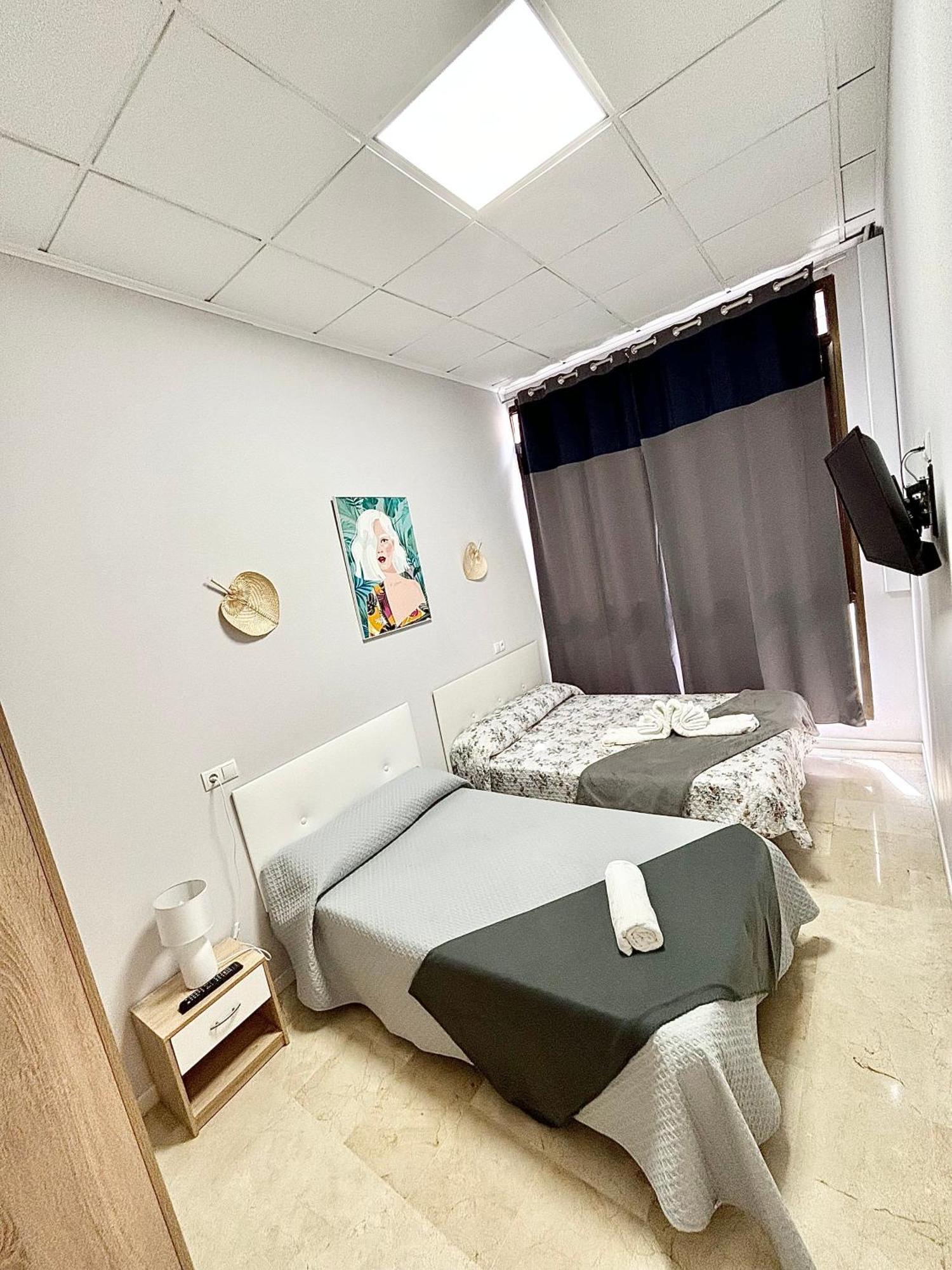Apartamentos Tierras Bobal เรเกนา ภายนอก รูปภาพ